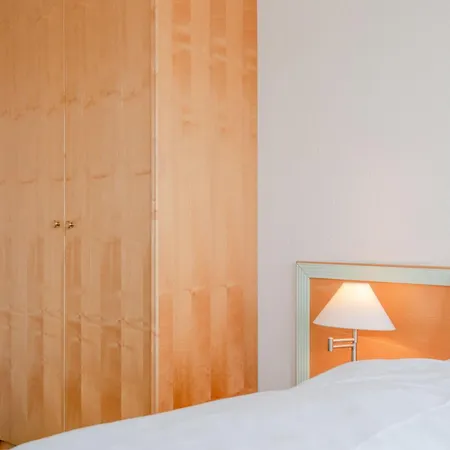 Apartman 374, Seepark